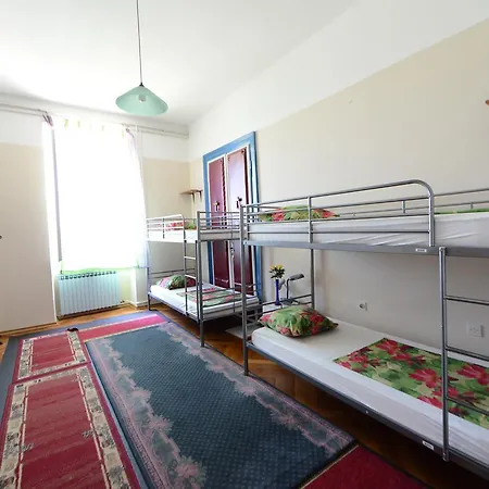 Hostel Riva Pula